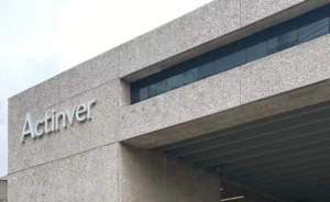 Comisiones y reservas elevan la utilidad de Actinver y acelera su apuesta tecnológica