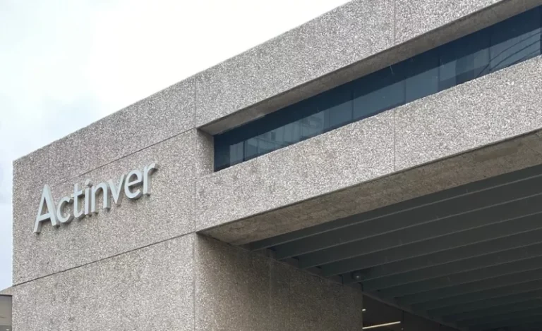 Comisiones y reservas elevan la utilidad de Actinver y acelera su apuesta tecnológica