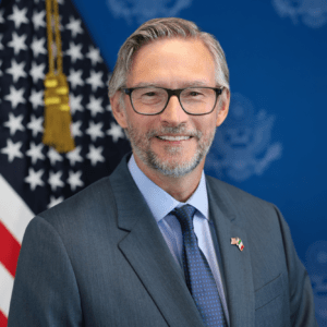Douglass Benning, speaker en Summit 2026 de UNIFIMEX