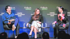 Hacienda pide que inclusión financiera vaya más allá de abrir millones de cuentas